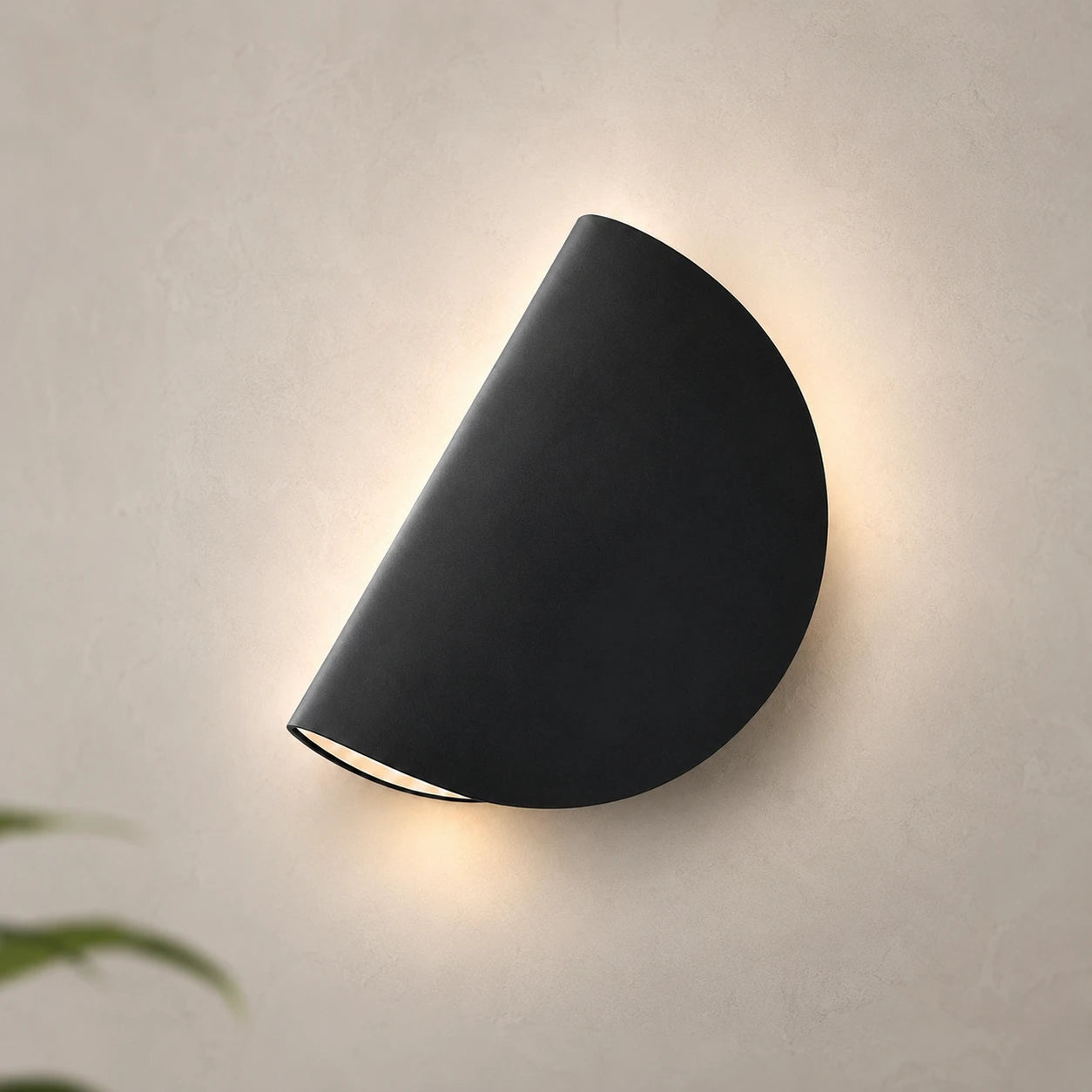Rotating Half-Disc Modern Wall Light