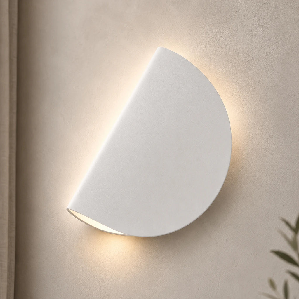 Rotating Half-Disc Modern Wall Light